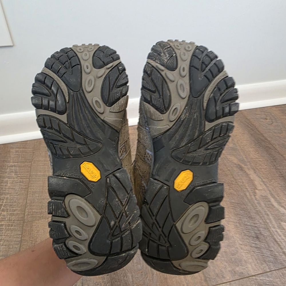Merrell Women's Moab 2 Mid Waterproof Hiking Boots - Gray and Black - Picture 7 of 8